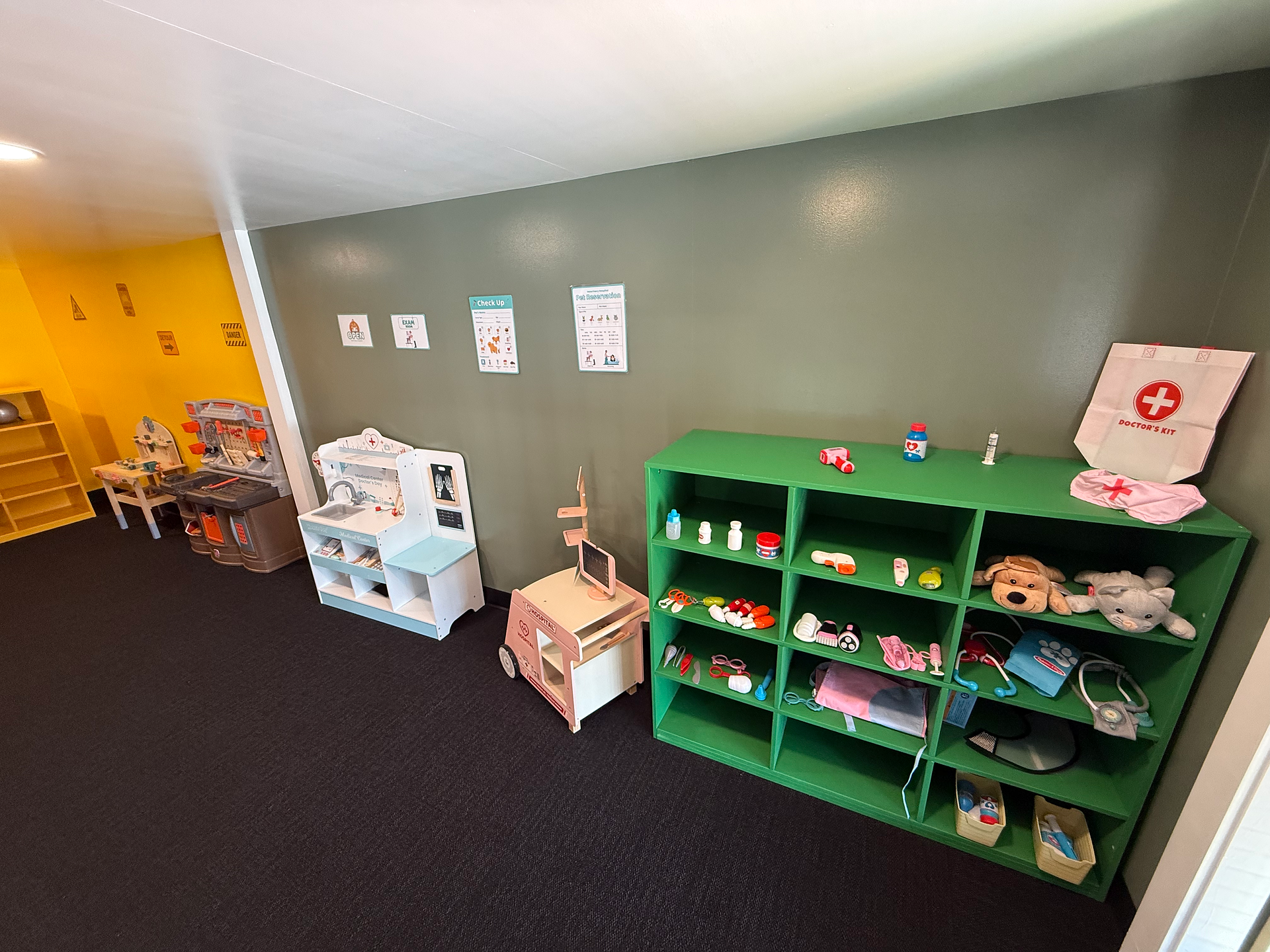 imaginative play at little explorers